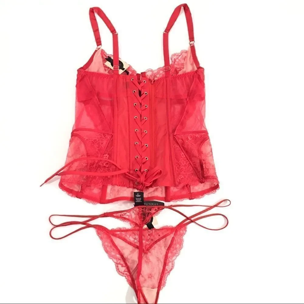 Victoria’s Secret Designer Collection Corset 34B v-string panty Medium Red